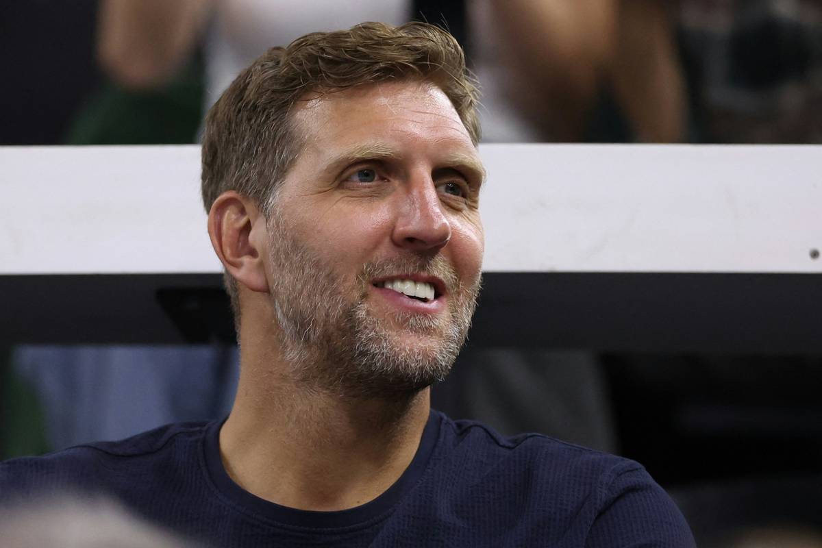 With his assessment, The Former NBA Superstar is Pretty Much Alone Among the Experts Surveyed.