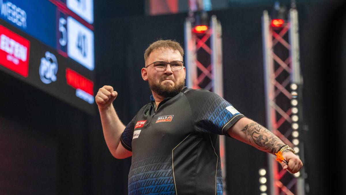 Leon Weber Stands in the Round of Sixteen of the Flanders Darts Trophy