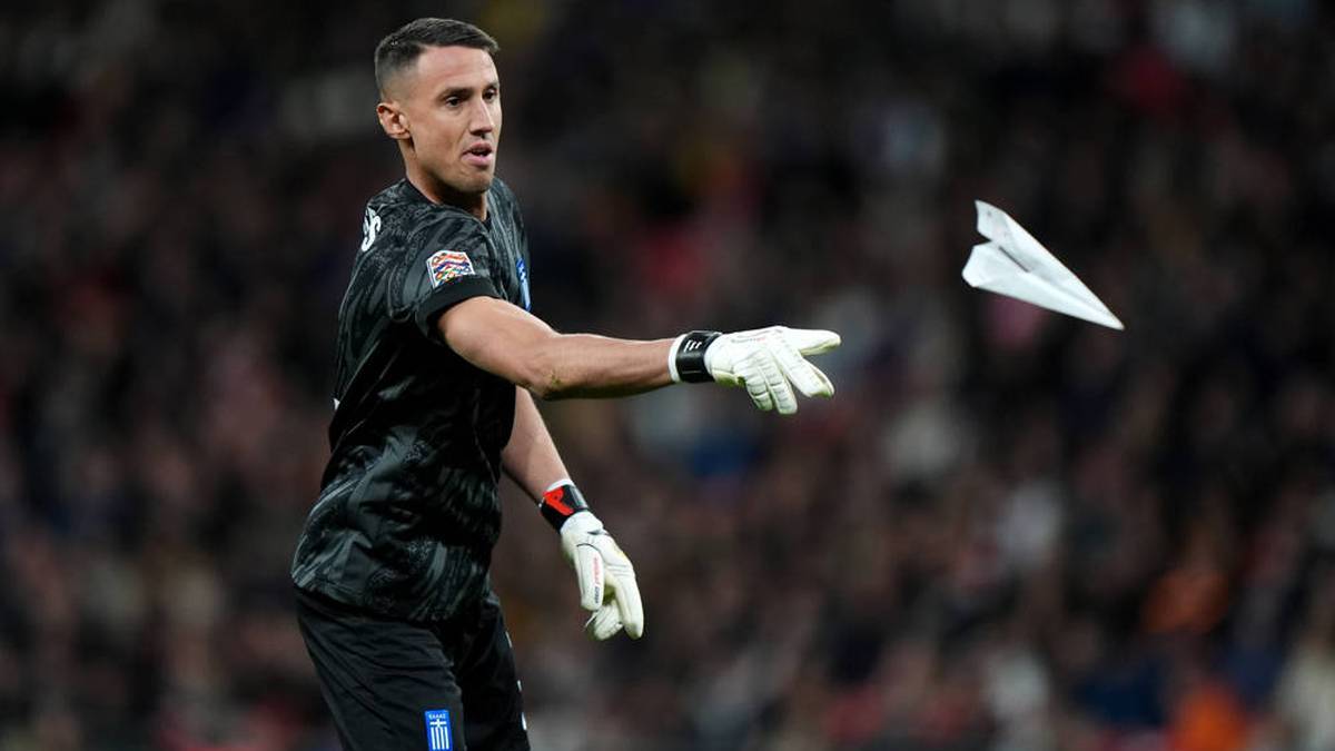 Odysseas Vlachodimos is loaned from Newcastle to Seville