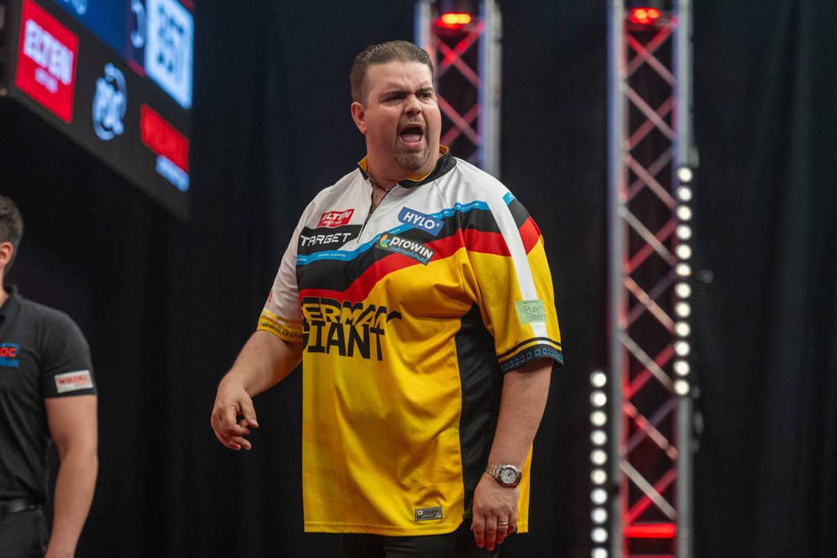 The German darts star Gabriel Clemens has qualified for the next major for the next major in the darts calendar. However, he is the only German.