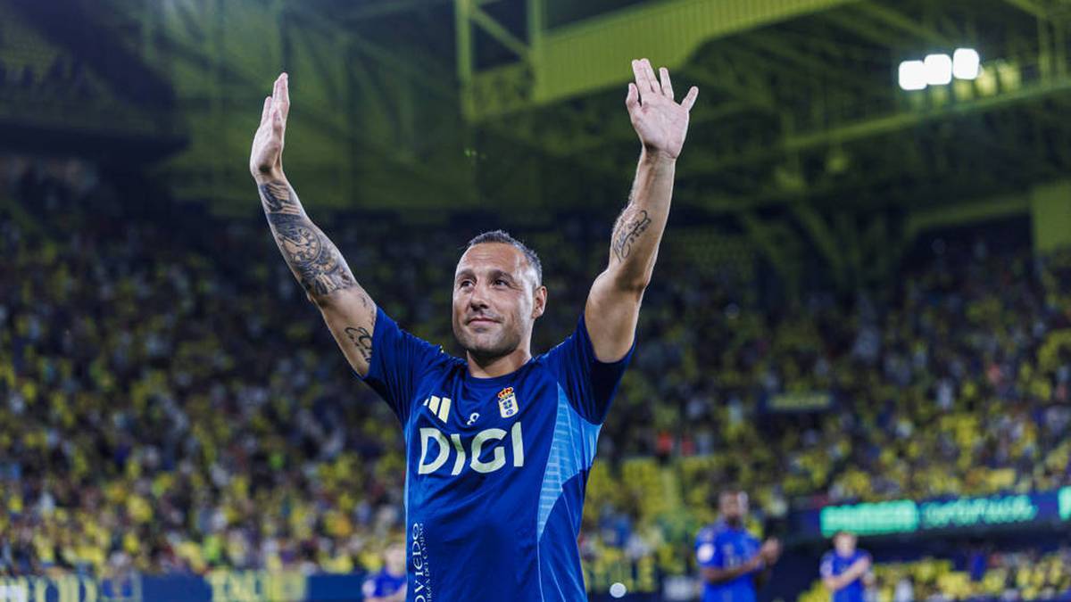 Santi Cazorla Celebrated on emotional return at FC Villarreal