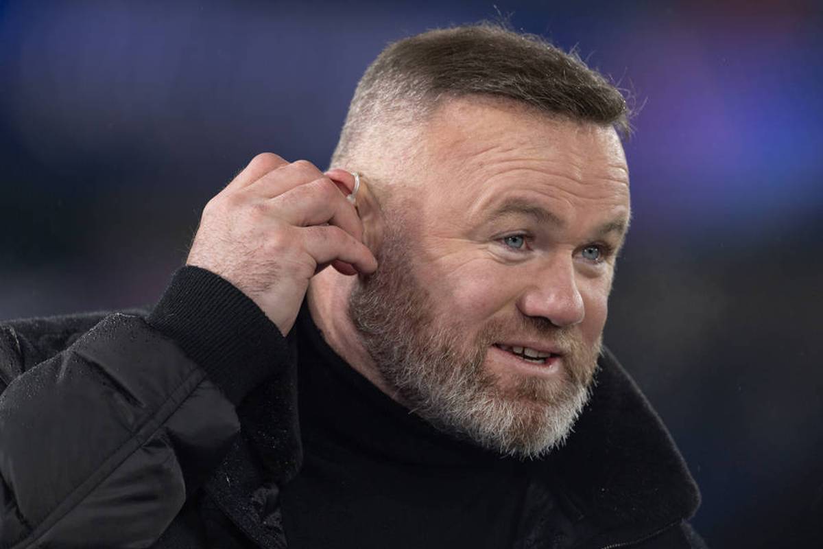 Wayne Rooney has a clear transfer recommendation for his ex-club Manchester United.