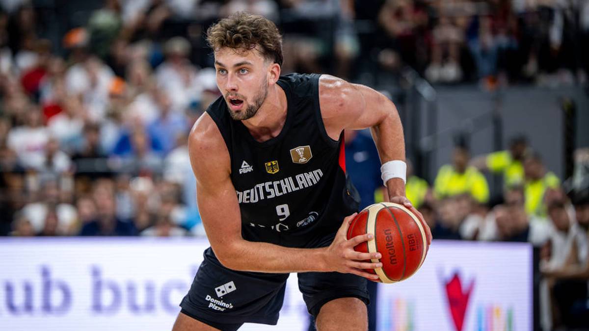 Franz Wagner Attacks with the DBB Team at the basketball European Championship