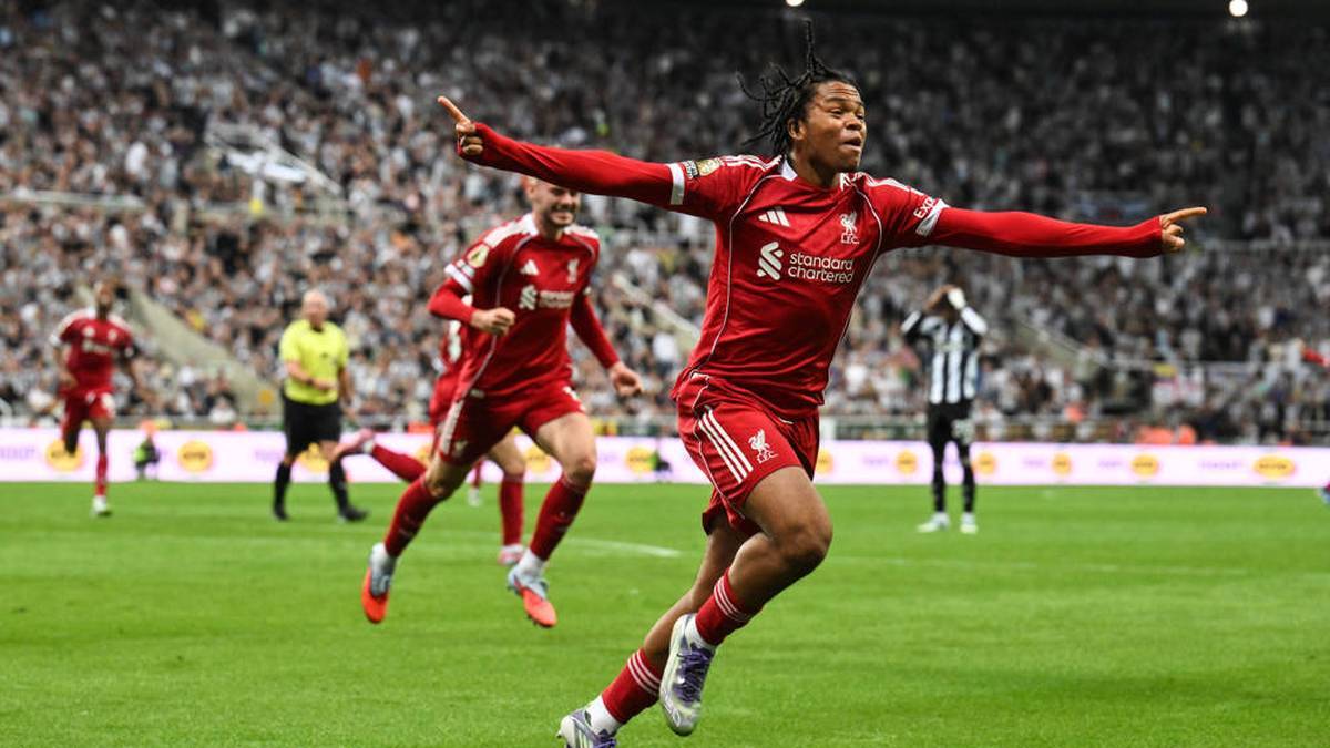 Rio Ngumoha Saves Liverpool with his goal to make 3-2 Against Newcastle