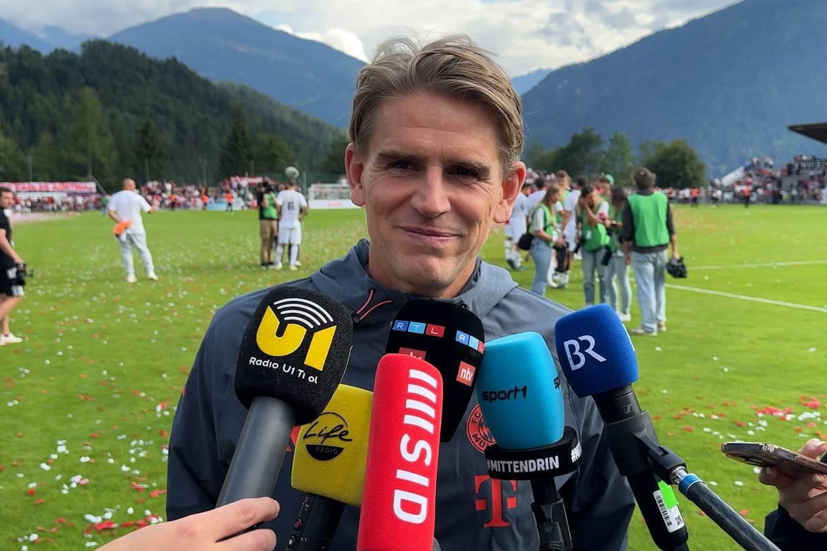"Not in Berlin for five years": friend with cup announcement