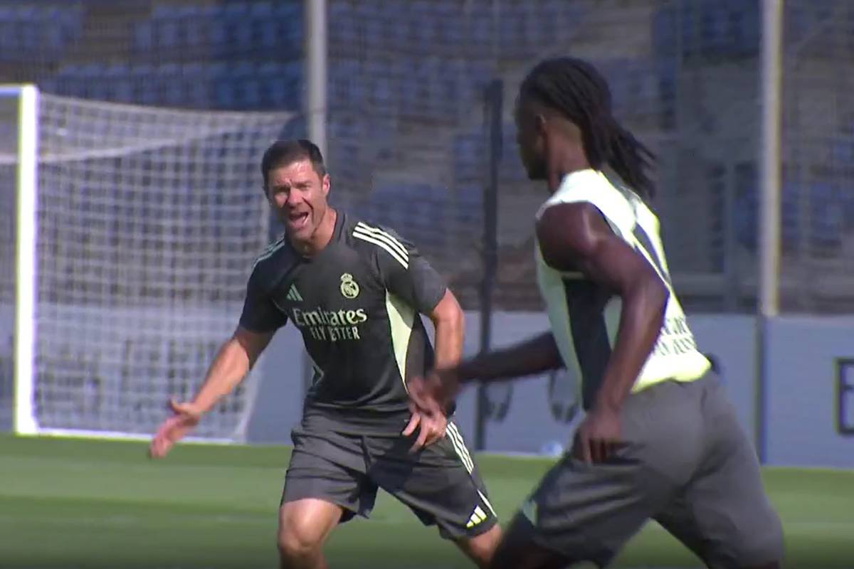 Alonso heats real stars in training