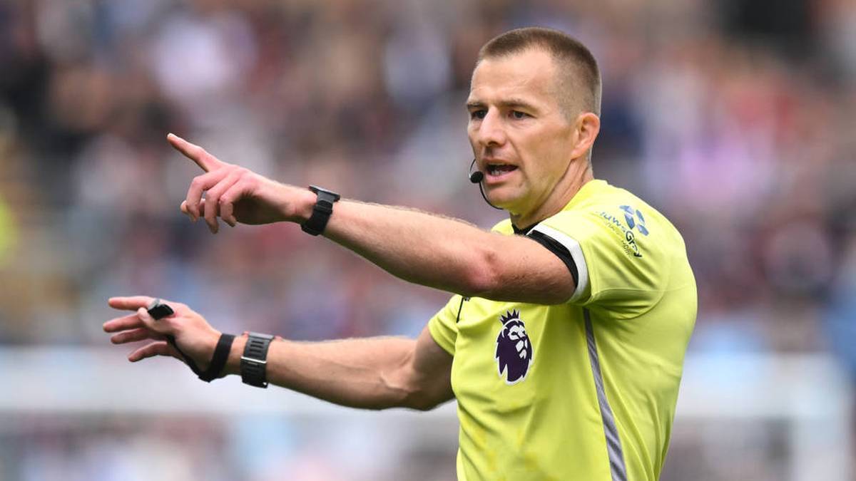 Michael Salisbury Has Been Removed as Var Official for the Duel Between Liverpool and Arsenal