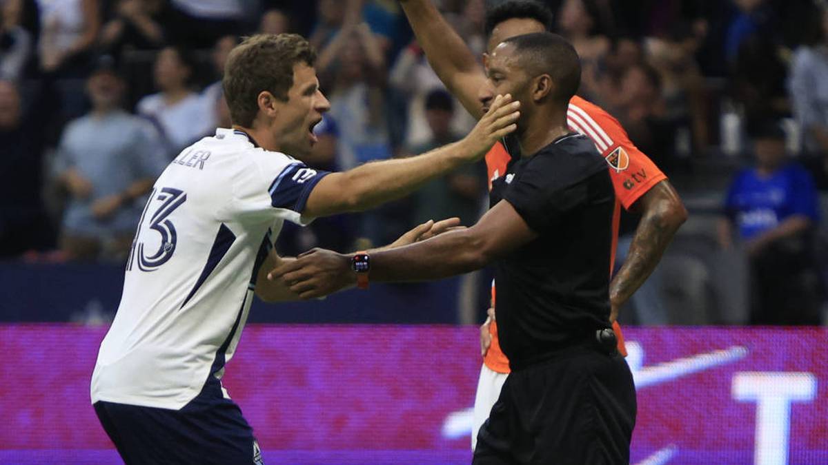 Thomas Müller (left) Now Plays for the Vancouver Whitecaps in the MLS