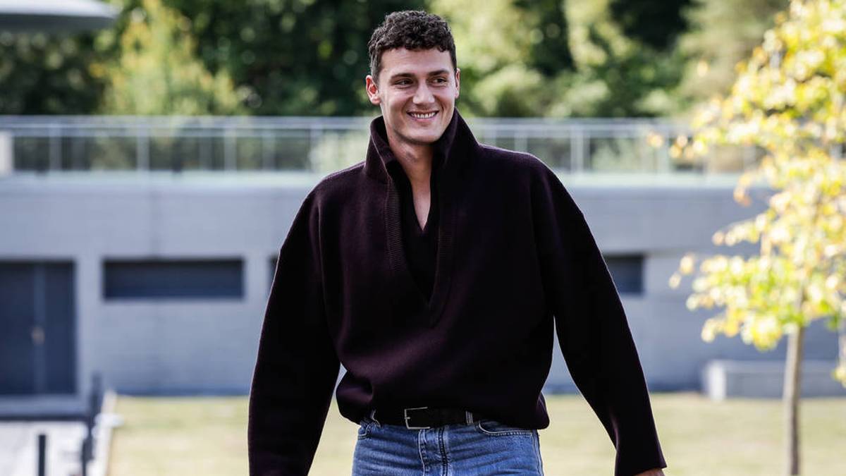 Benjamin Pavard is playing again in France