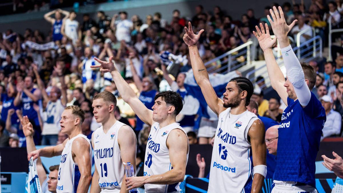 Finland's Basketball Players are in the European Championship Semi Finals