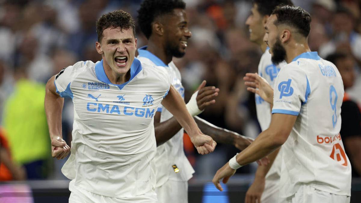 Benjamin Pavard Scored his first goal in Ligue 1