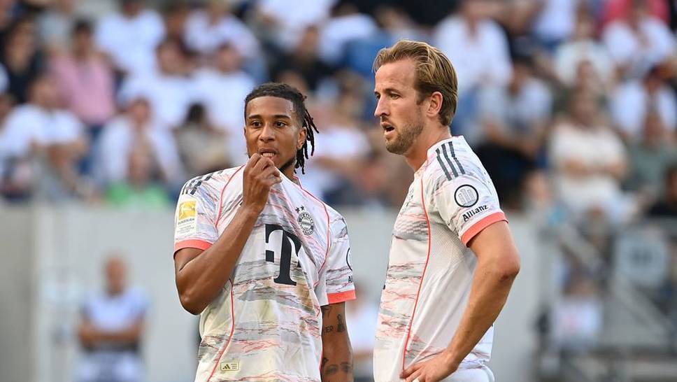 Harry Kane again achieves a hat trick against TSG Hoffenheim. Above all, Michael Olise stands out on his ball signed by the teammates.