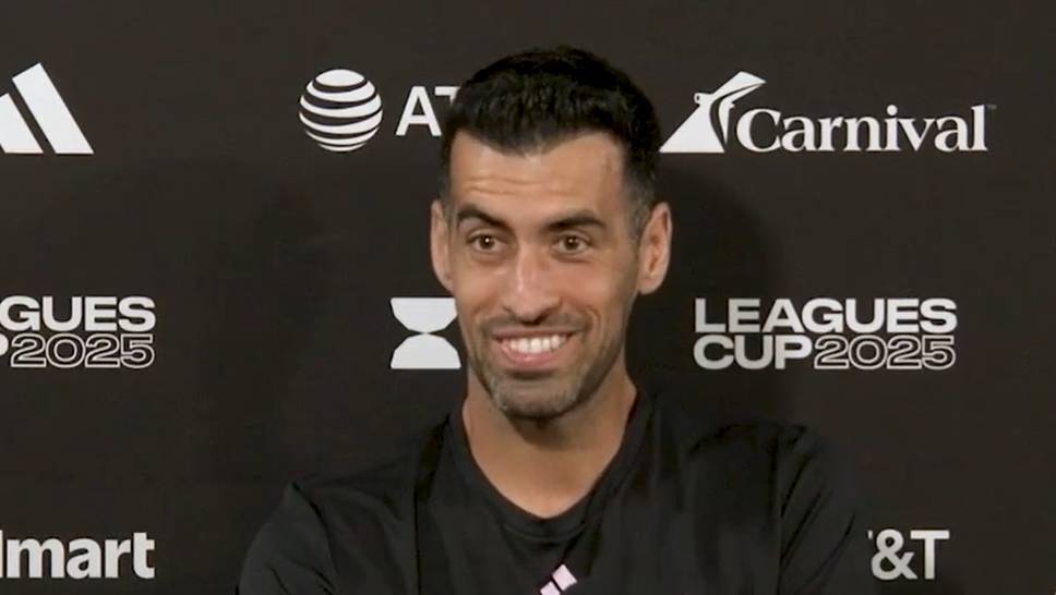 Sergio Busquets talks about the balloon d'or chances of Ousmane Dembélé. The Spaniard gives his ex-colleague the title and also welcomes Bavaria legend Thomas Müller in the MLS.