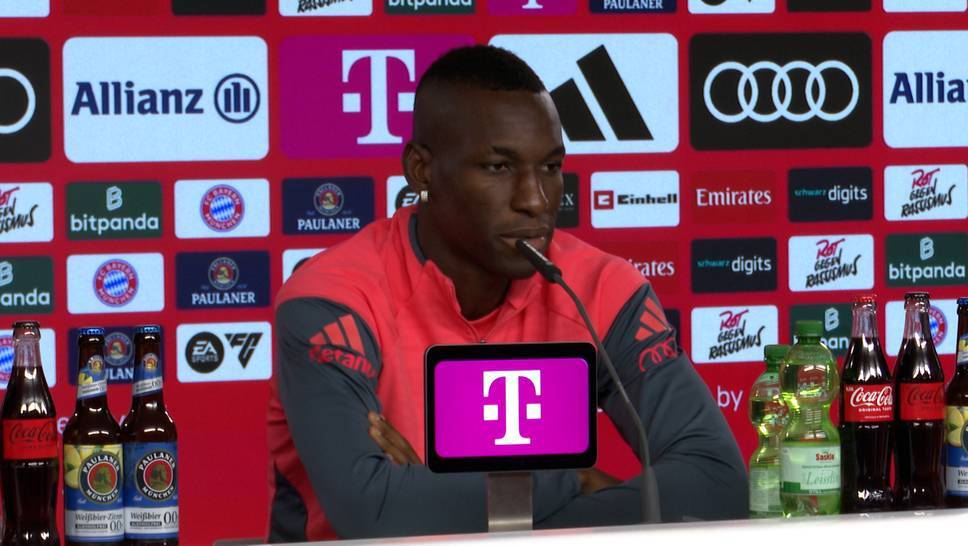 Uli Hoeneß, with his revelations, made a lot of headlines with his revelations on Nicolas Jackson's Bayern contract in the Sport1 double pass. Now the striker himself speaks about the honorary president's statements.