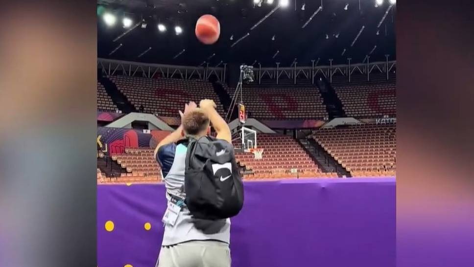 Luka Doncic once again proves what he is capable of with a basketball in his hand. A bet of his Slovenian teammate backfire.