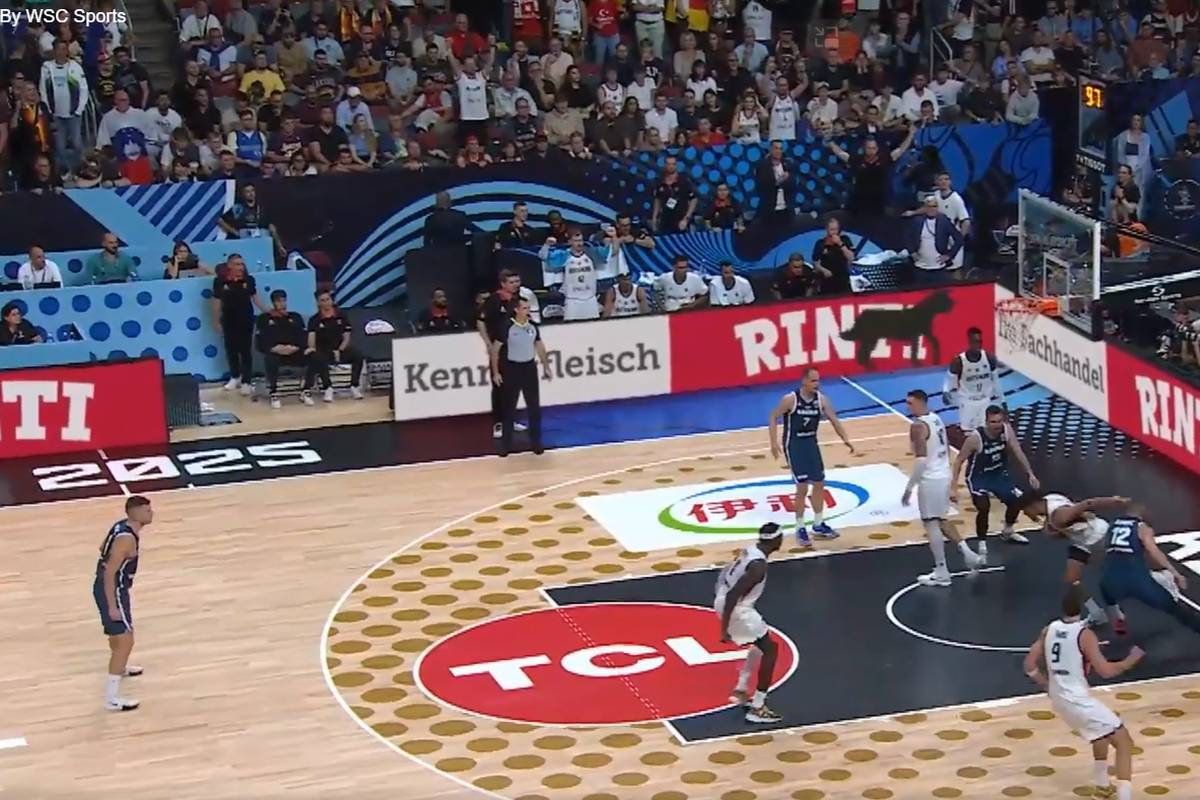 "This is the absolute madness of this game!"
