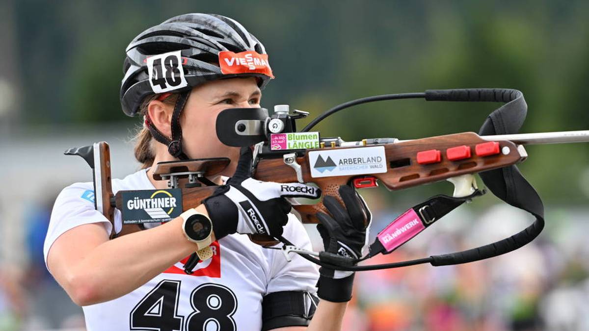 Janina Hettich-Walz works on her comeback