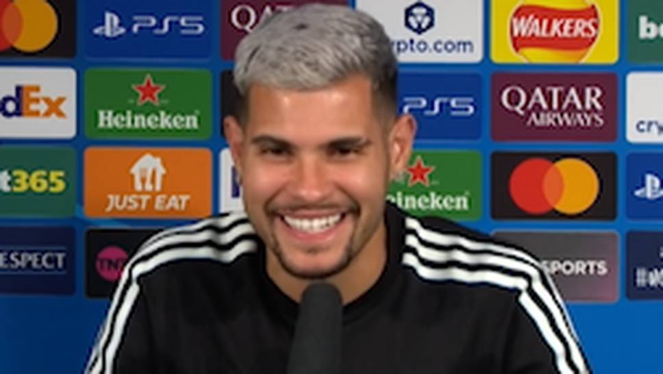 Bruno Guimarães talks about his new Newcastle Mit player Nick Woltemade. The Brazilian is impressed by the German performance so far - one detail made a laugh for the 27 -year -old.