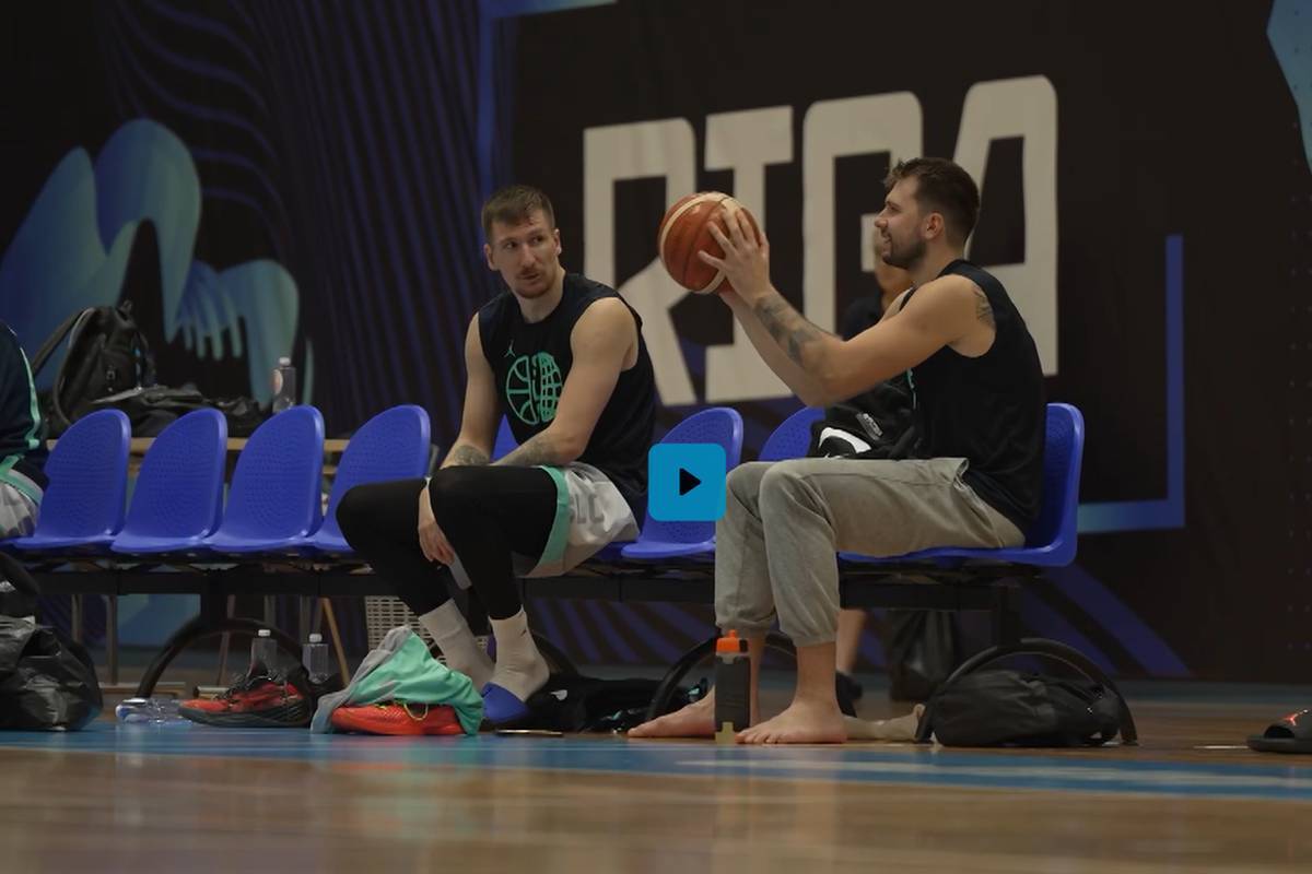 Barefoot and sitting! Doncic proves magic hands