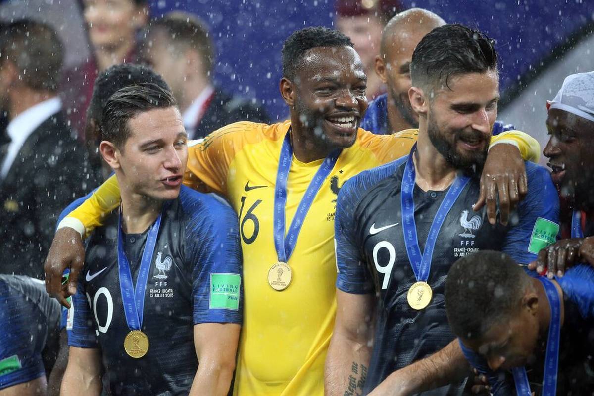 A French world champion from 2018 announces his resignation. Steve Mandanda stood 35 times in the goal of the Équipe Tricolore.