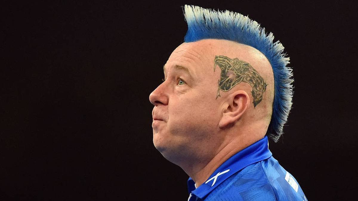Peter Wright is in a deep form crisis