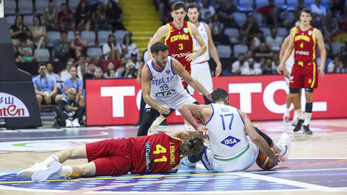 Spain is having an Extremely Difficult Time at the European Championship
