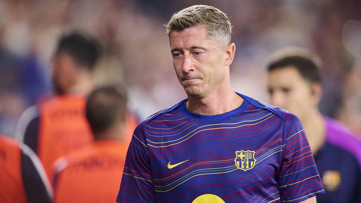 Lewandowski suffered a muscle injury in preparation