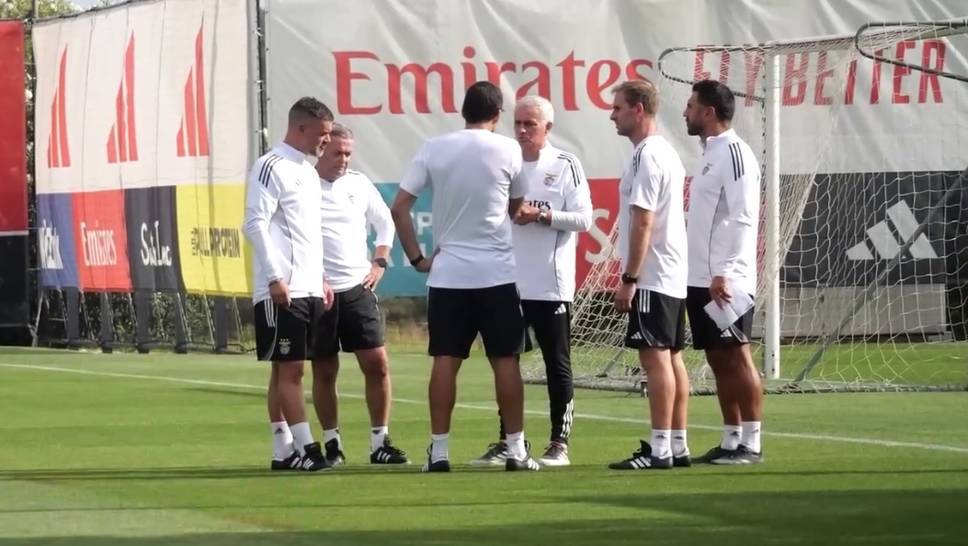 Jose Mourinho completed his first training session as head coach of Benfica Lisbon.