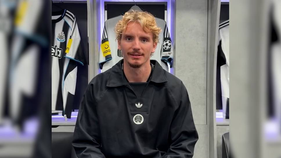 During an interview, Nick Woltemade with an answer to his favorite player at the fans is amazed.
