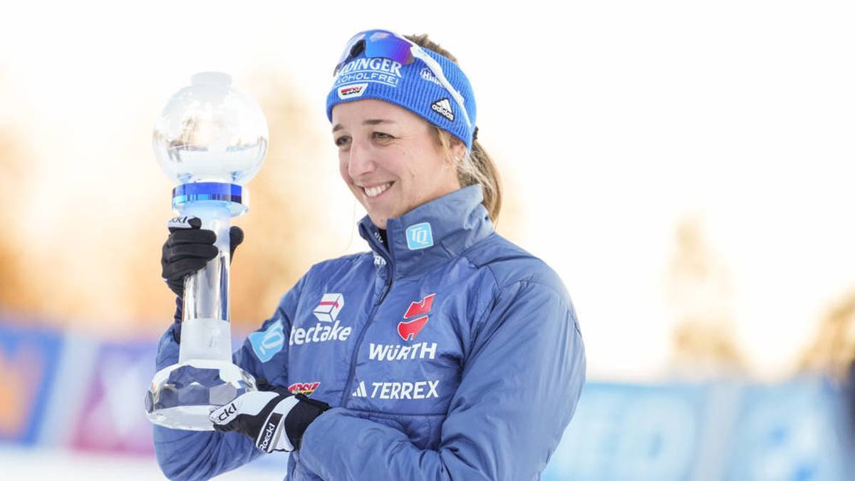 Franziska Preuß received the "Golden Henne" in the "Sport" category