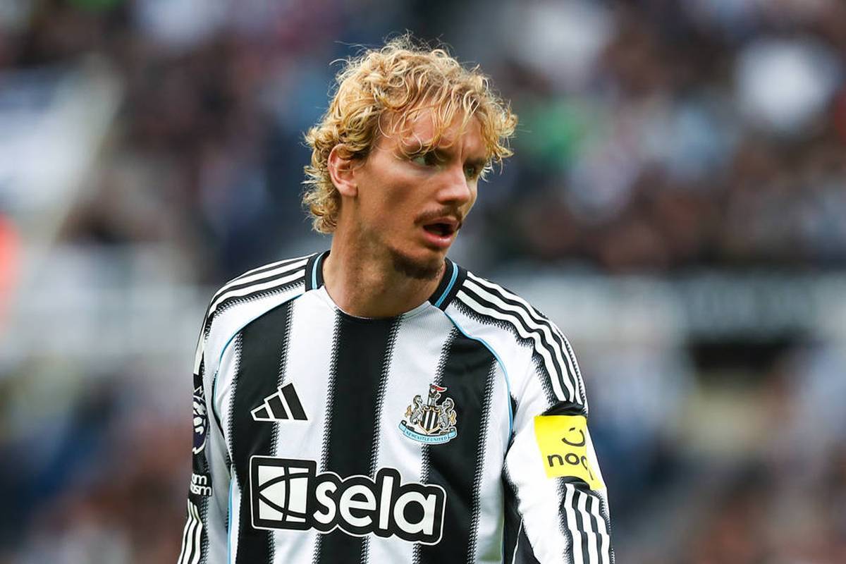 Nick Woltemade immediately made an impression in Newcastle. The striker reveals details about talks with Uli Hoeneß.