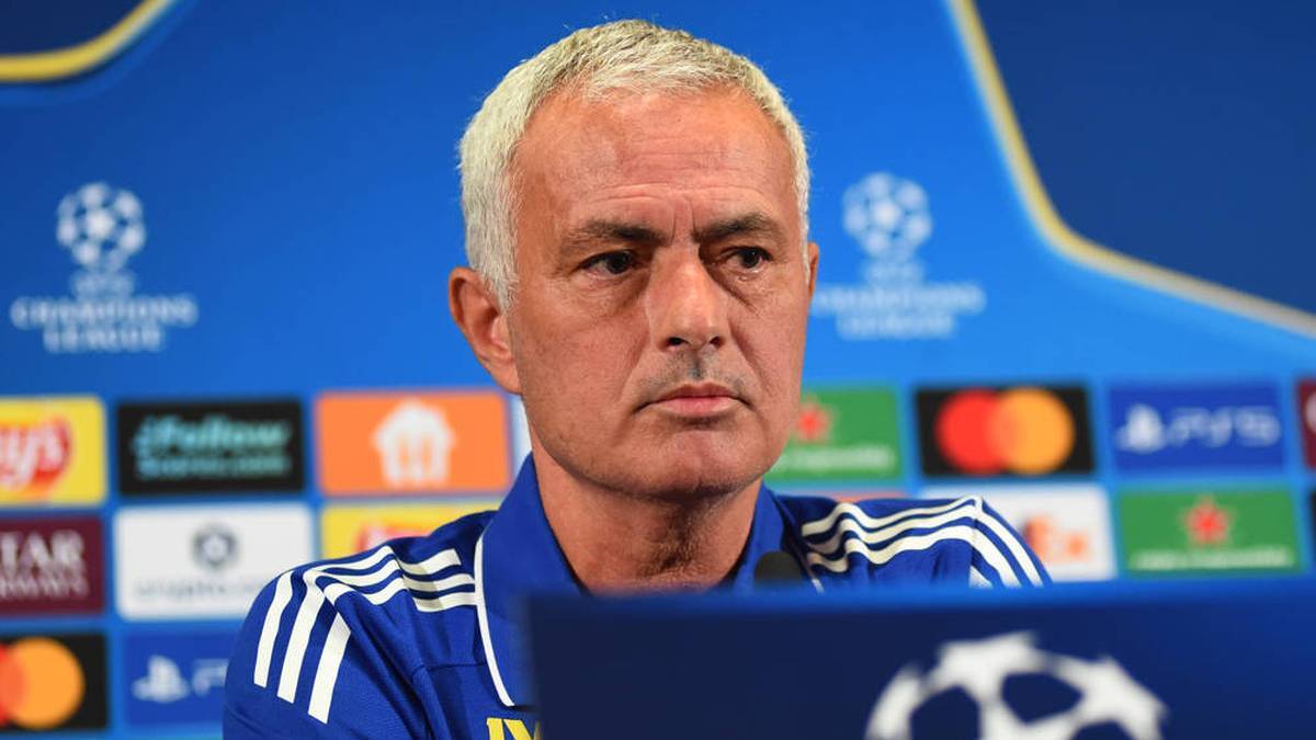 José Mourinho Breaks to Insane Mark with the Severance Payment from Fenerbahce