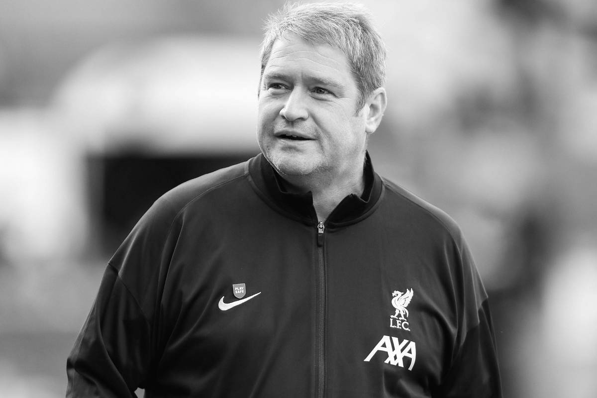 Matt Beard celebrated great success with the Reds women's team. The FA appreciates him as a "key figure in the development of women's football".