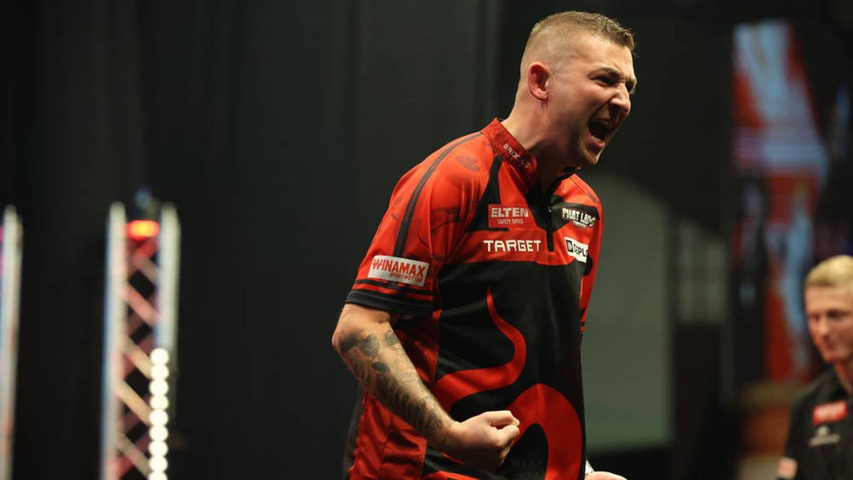 Nathan Aspinall achieved the perfect leg again after his two 9-darters in mid-October