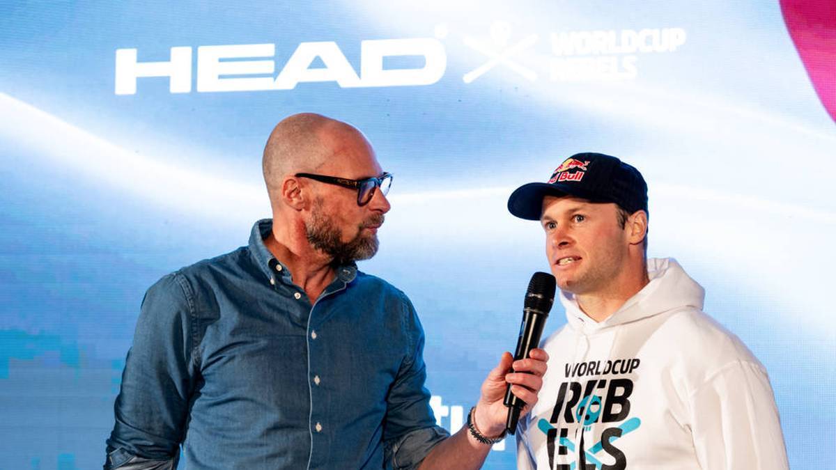 Alexis Pinturault (r.) expresses concerns in the security debate