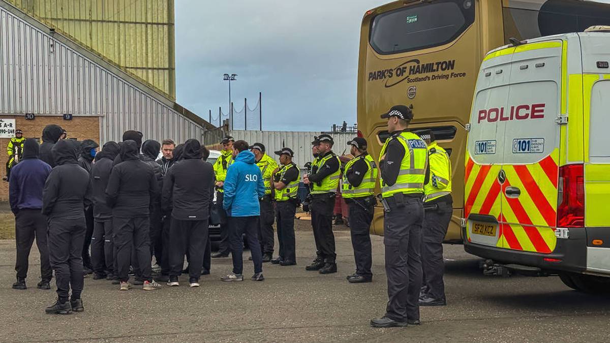 Rangers fans blocked the team bus