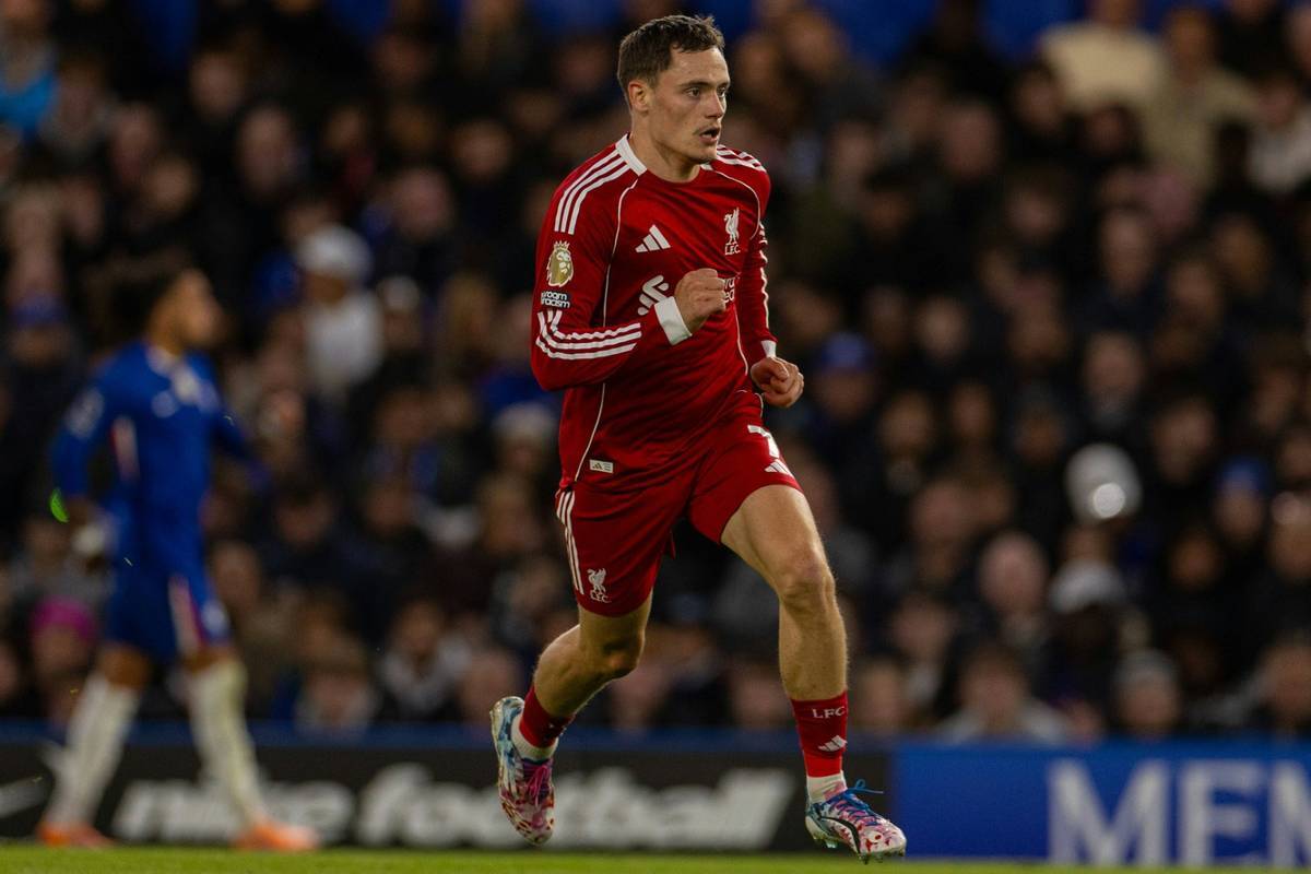The English master lost the lead in the Premier League in succession through the third competitive defeat.