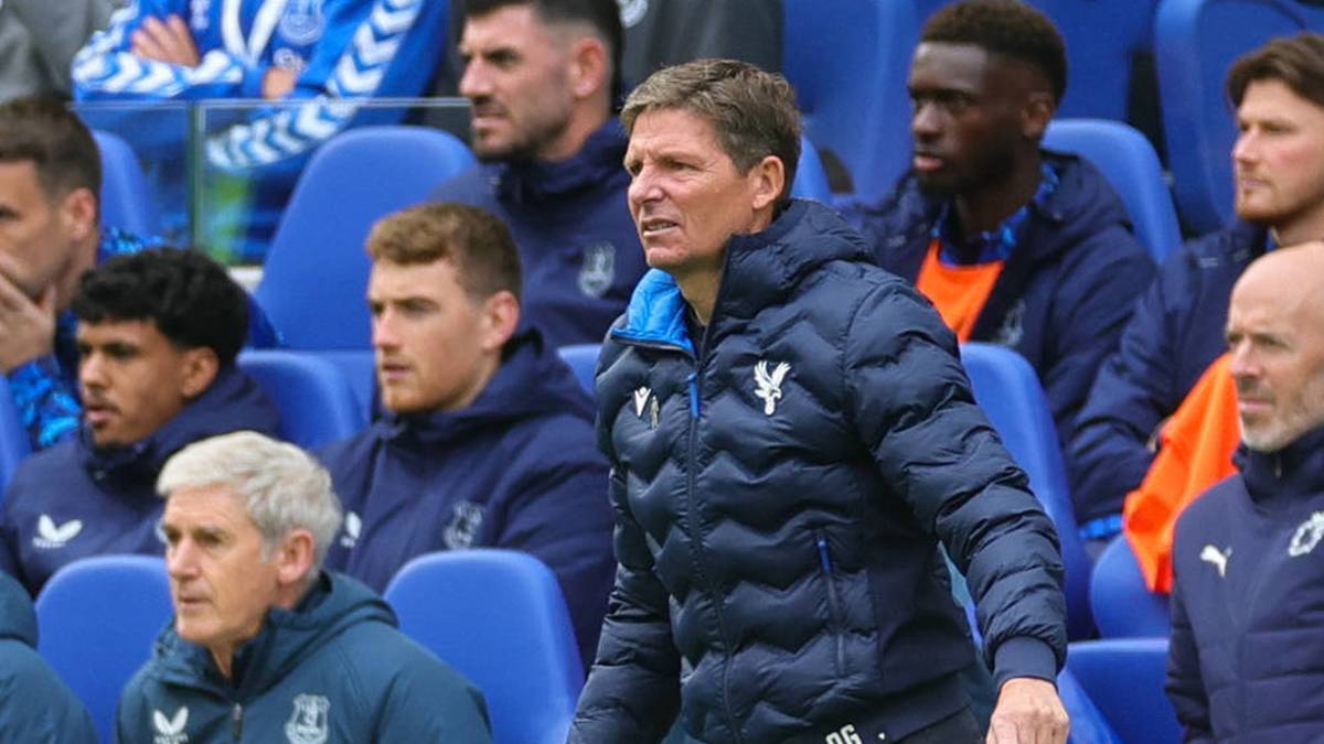 Oliver Glasner lost with Crystal Palace in Everton