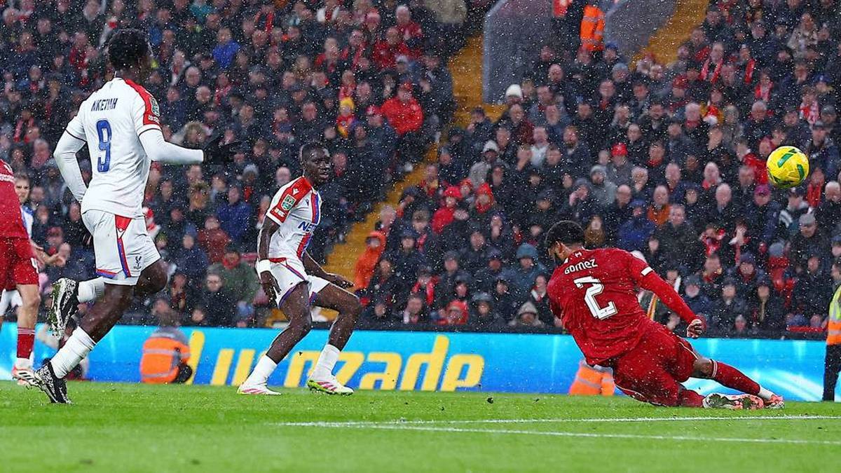 Ismaila Sarr (2nd from left) scored twice against Liverpool just before halftime