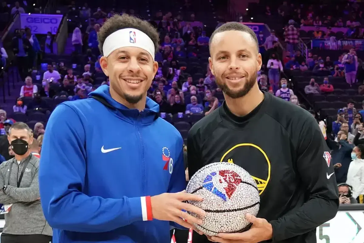 Steph Curry will probably appear for the first time in his NBA career at the side of his brother Seth. The Warriors oblige other players for the coming season - including an NBA champion.