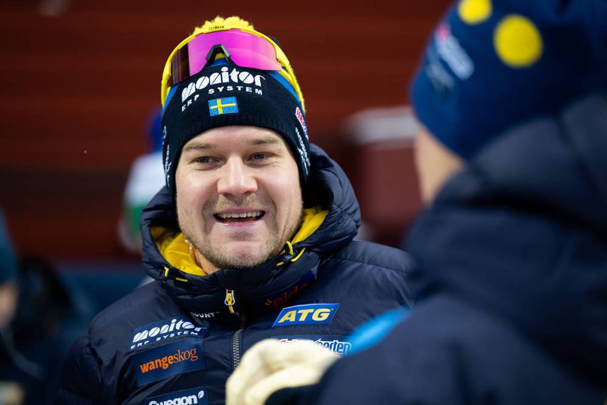 Johannes Lukas celebrates great success with the Swedish biathletes. He apparently also benefits from the advice of an experienced football coach.