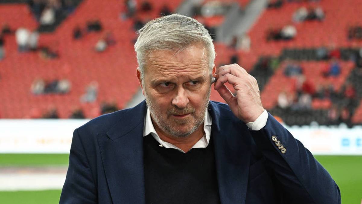 Dietmar Hamann calls for a performance increase by Florian Wirtz