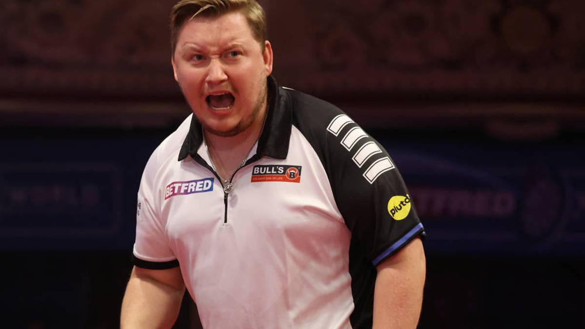 Martin Schindler reaches the round of 16