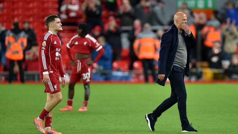 Disappointed: Florian Wirtz (l.) and Arne Slot