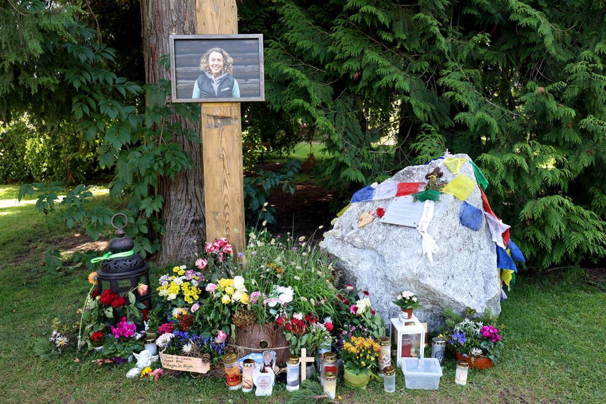 Laura Dahlmeier is given a special honor. A park is named after her in her hometown.