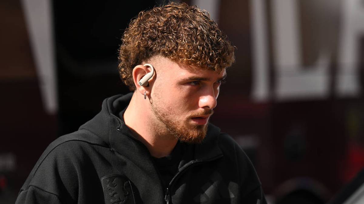 Things aren't going according to plan for Harvey Elliott at Aston Villa