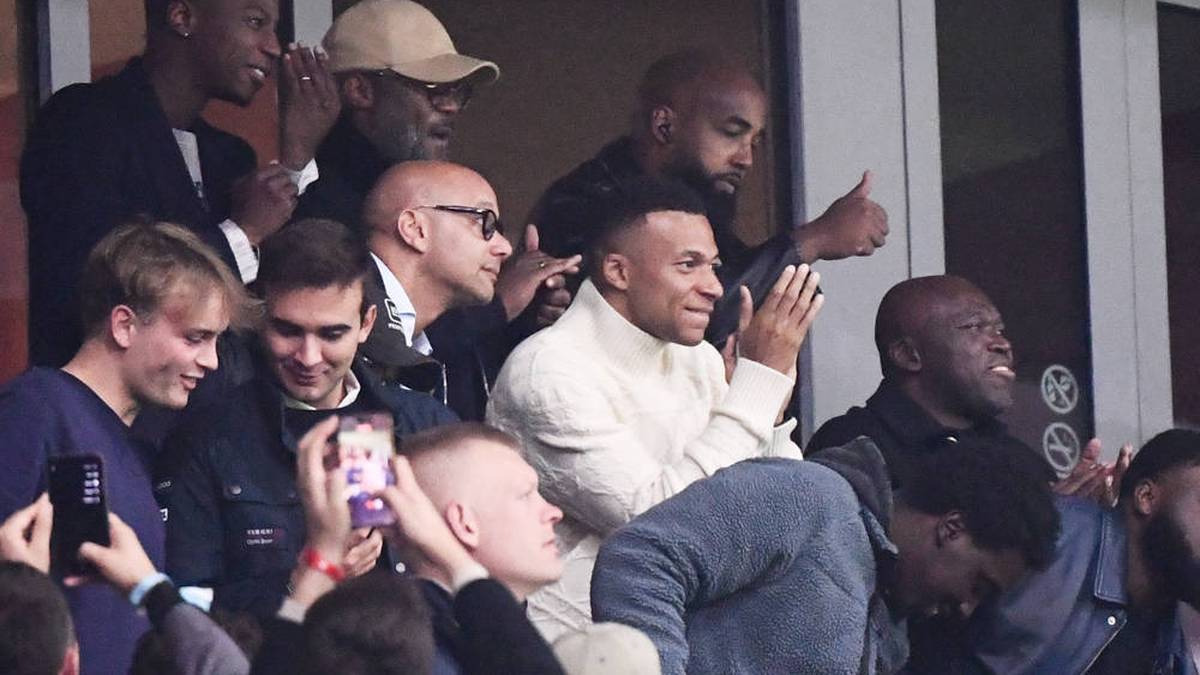 Kylian Mbappé on the stands in Paris