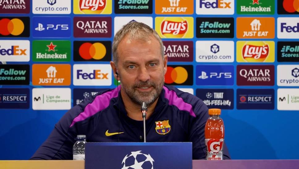 Before the duel with Piraeus, Hansi Flick talks about his emotional transformation. The Barça coach remembers his stoic demeanor in the 8-2 win with Bayern and raves about his new love for the club.