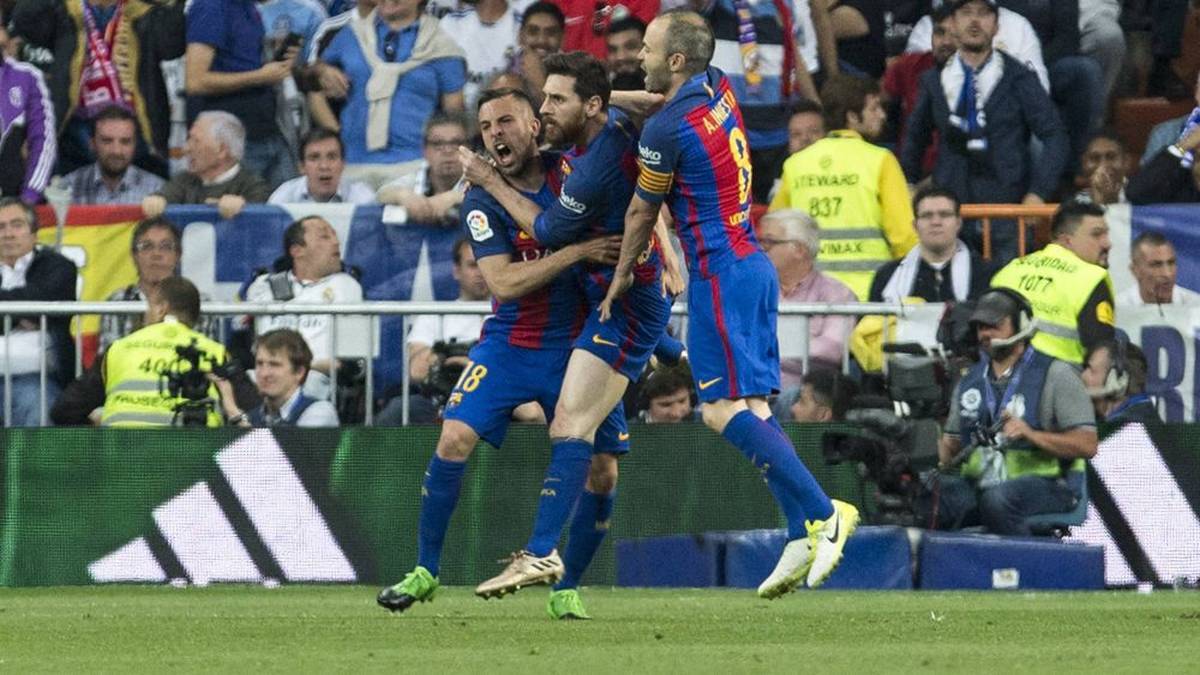 Jordi Alba celebrates Messi's legendary goal against Real Madrid