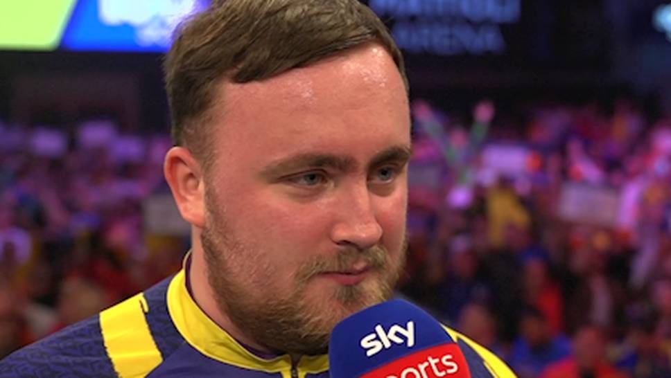 Luke Littler becomes the youngest player ever to win the Darts World Grand Prix. In the final, the Englishman clearly defeated Luke Humphries 6-1. The world champion also reveals where he will play next.